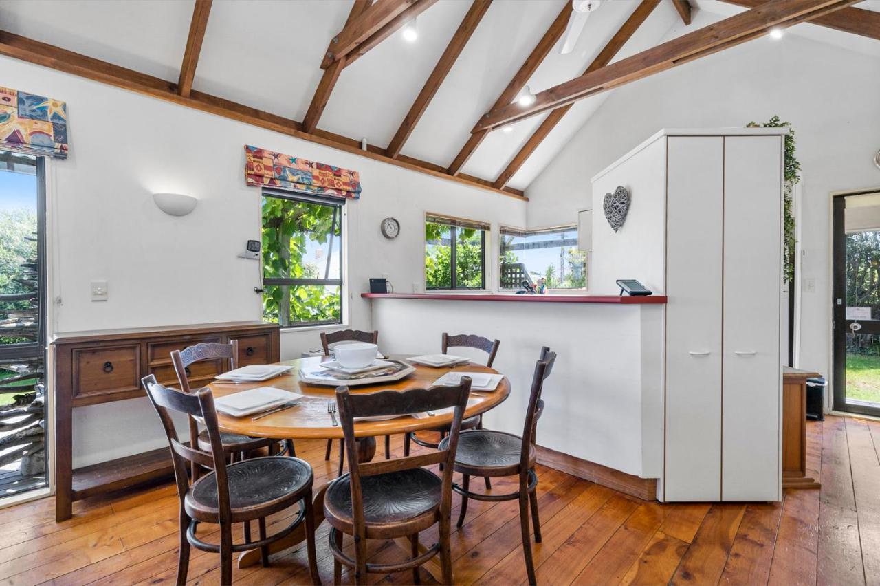 Waimea Cottage - Waikanae Holiday Home Ngoại thất bức ảnh