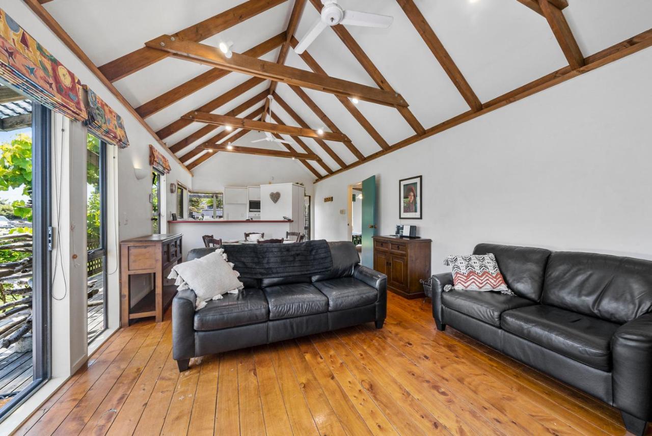 Waimea Cottage - Waikanae Holiday Home Ngoại thất bức ảnh